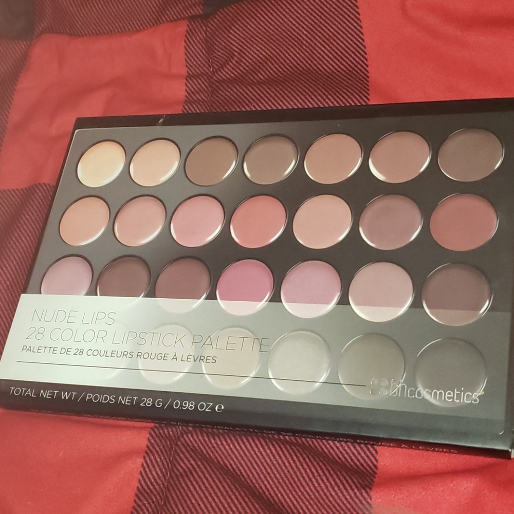 BH Cos. Lipstick Pallette